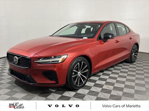 2024 Volvo S60 Recharge Plug-In Hybrid T8 Core Dark Theme