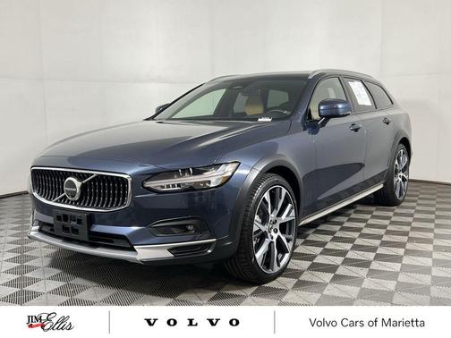 2024 Volvo V90 Cross Country B6 Ultimate