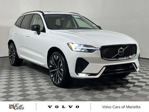 2026 Volvo XC60 B5 Ultra