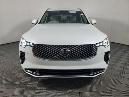 2026 Volvo XC90 Ultra, B6 AWD Gas (mild hybrid), Gasoline, Bright, 7 Seats