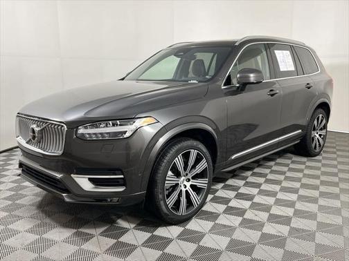 2024 Volvo XC90 B6 Plus Bright Theme 7-Seater