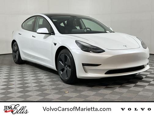 2022 Tesla Model 3 Long Range