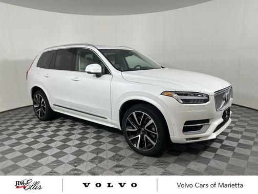 2024 Volvo XC90 B6 Plus Bright Theme 7-Seater