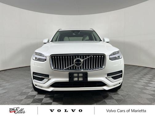 2024 Volvo XC90 B6 Plus Bright Theme 7-Seater