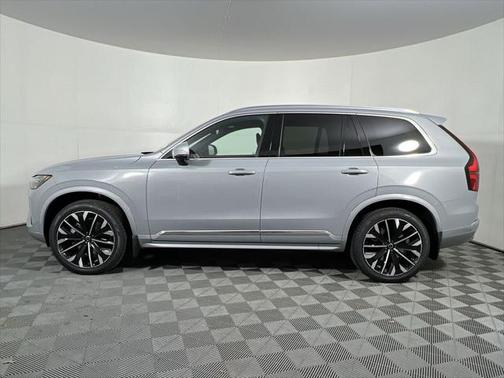 2026 Volvo XC90 B5 Core