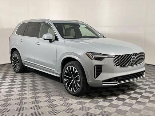 2026 Volvo XC90 B5 Core