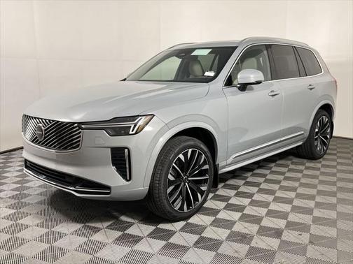 2026 Volvo XC90 B5 Core