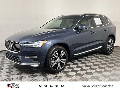 2023 Volvo XC60 B5 Plus Bright Theme