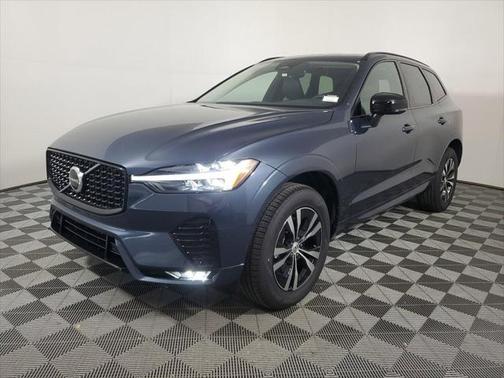 2025 Volvo XC60 B5 Core