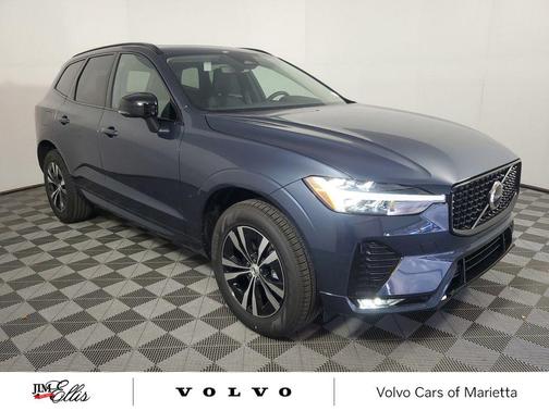 2025 Volvo XC60 B5 Core