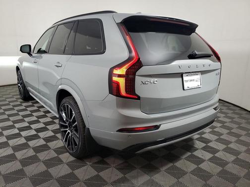 Vapour Grey Metallic 2026 Volvo XC90 Ultra Dark Theme, B6 AWD Gas (mild hybrid), Gasoline, 7 Seats