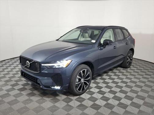 2025 Volvo XC60 B5 Plus