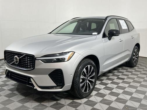 2025 Volvo XC60 Plus