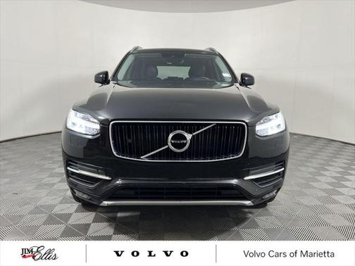 2017 Volvo XC90 T5 Momentum