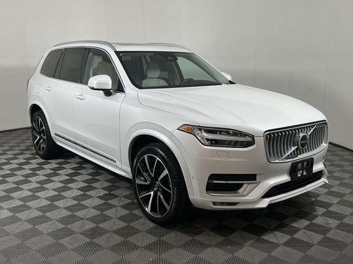 2023 Volvo XC90 B6 Plus 7-Seater
