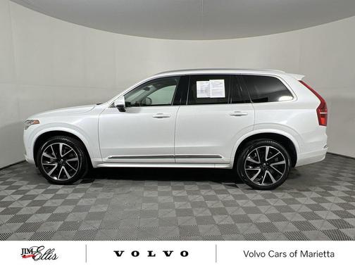 2023 Volvo XC90 B6 Plus 7-Seater