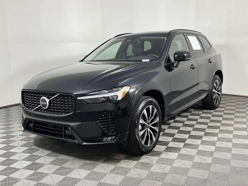 2025 Volvo XC60 B5 Core