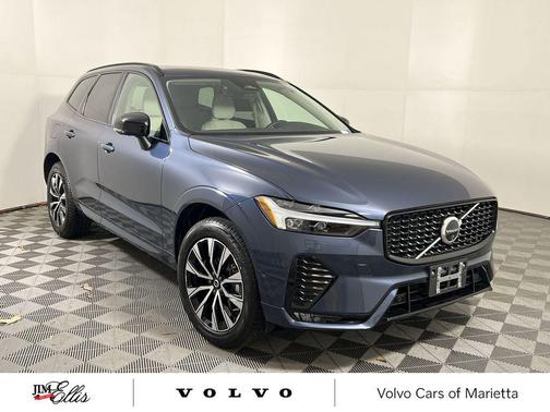 2025 Volvo XC60 B5 Plus