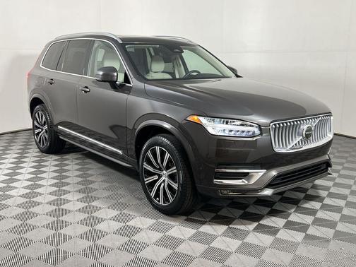 2024 Volvo XC90 B6 Plus Bright Theme 7-Seater