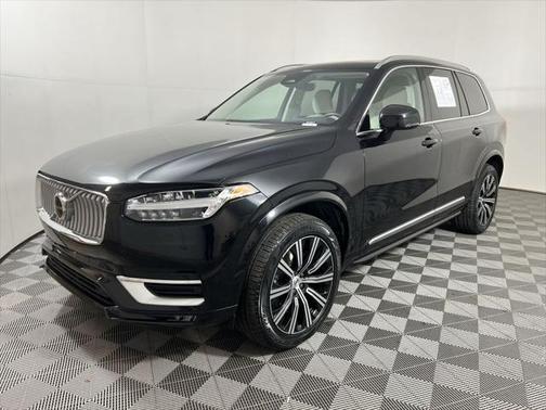 2024 Volvo XC90 B6 Core Bright Theme