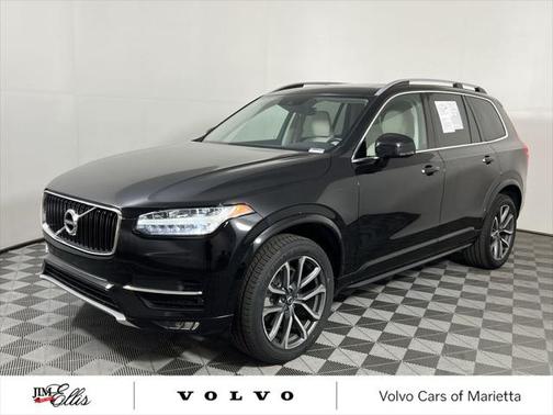 2019 Volvo XC90 T5 Momentum
