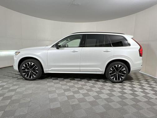 2026 Volvo XC90 Ultra Dark Theme, B6 AWD Gas (mild hybrid), Gasoline, 6 Seats