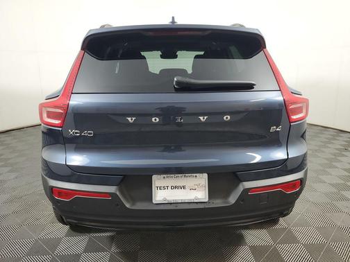 Denim Blue 2026 Volvo XC40 Core, B4 FWD Gas (mild hybrid), Dark