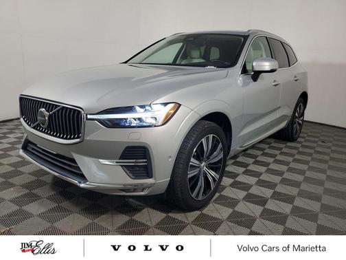 2022 Volvo XC60 B5 Inscription