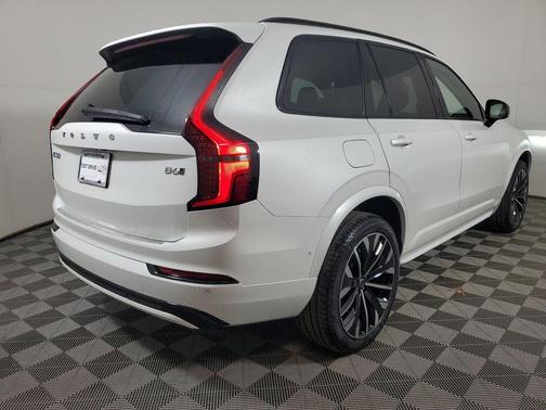 Crystal White Pearl 2026 Volvo XC90 Ultra Dark Theme, B6 AWD Gas (mild hybrid), Gasoline, 7 Seats