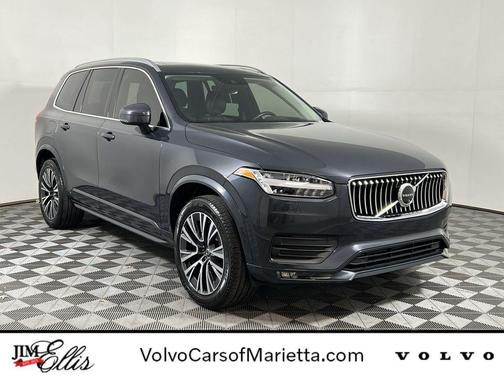 2021 Volvo XC90 T6 Momentum