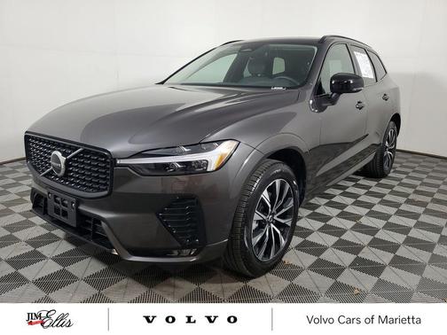 2025 Volvo XC60 B5 Core