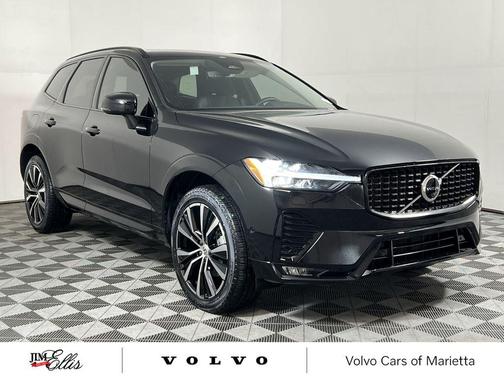 2025 Volvo XC60 Plus