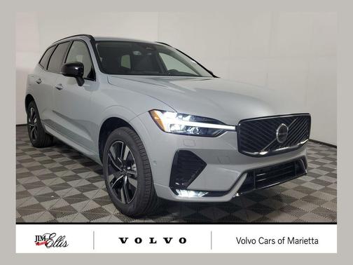 Vapour Grey Metallic 2026 Volvo XC60 B5 Plus