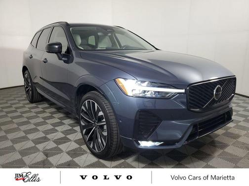 2026 Volvo XC60 B5 Ultra