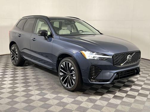 2026 Volvo XC60 B5 Ultra