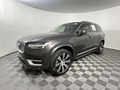 2024 Volvo XC90 B6 Ultimate Bright Theme 7-Seater