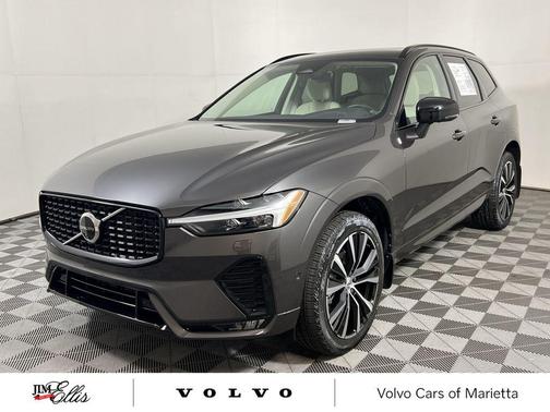 2024 Volvo XC60 B5 Plus Dark Theme