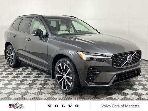 2024 Volvo XC60 B5 Plus Dark Theme