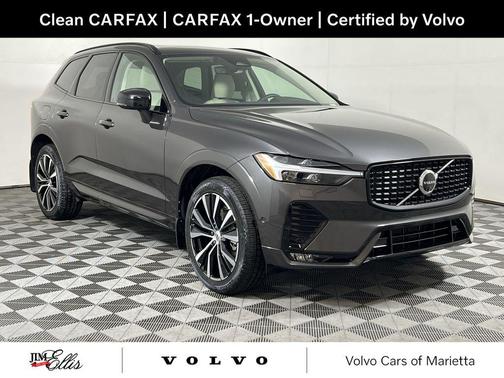 2024 Volvo XC60 B5 Plus Dark Theme