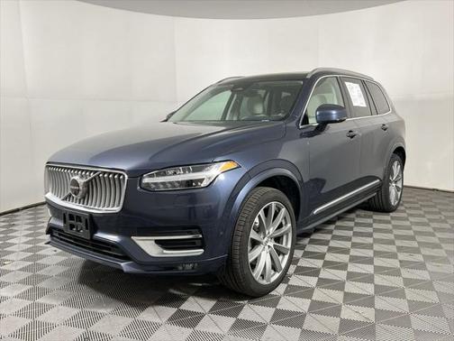 2023 Volvo XC90 B6 Plus 6-Seater