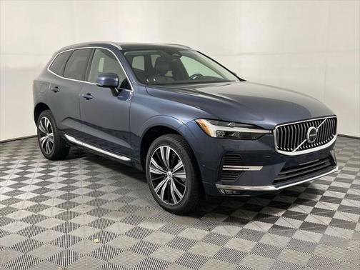 2022 Volvo XC60 B5 Inscription