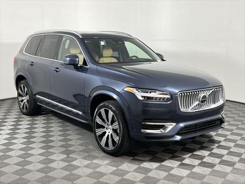 2025 Volvo XC90 Plug-In Hybrid T8 Ultra 7-Seater