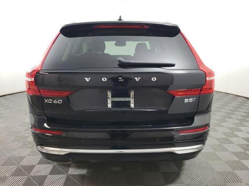 Black Stone 2023 Volvo XC60 B5 Plus Bright Theme