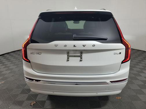 2026 Volvo XC90 Ultra, B6 AWD Gas (mild hybrid), Gasoline, Bright, 7 Seats