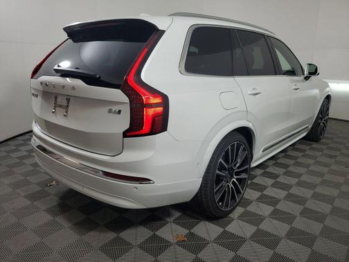 2026 Volvo XC90 Ultra, B6 AWD Gas (mild hybrid), Gasoline, Bright, 7 Seats