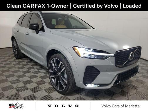 2024 Volvo XC60 B5 Ultimate Dark Theme