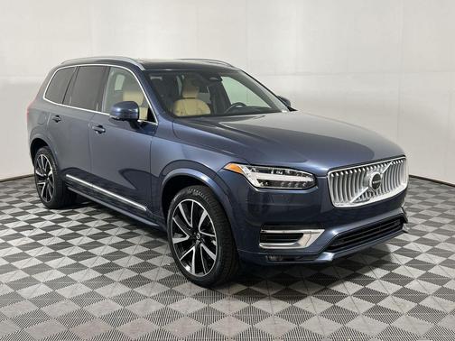 2024 Volvo XC90 B6 Ultimate Bright Theme 7-Seater