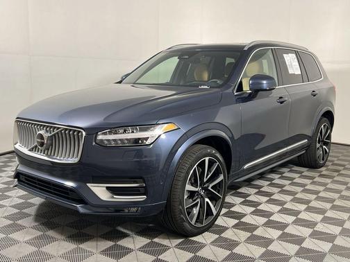 2024 Volvo XC90 B6 Ultimate Bright Theme 7-Seater