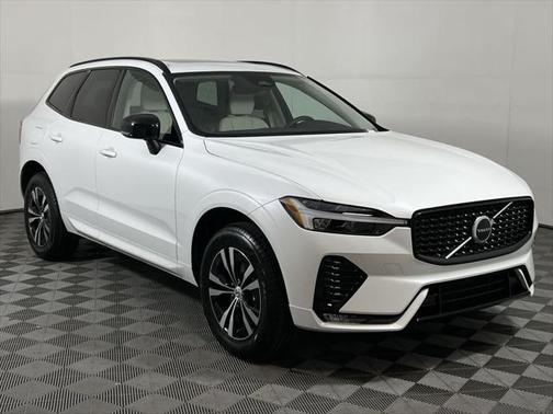 2025 Volvo XC60 B5 Core