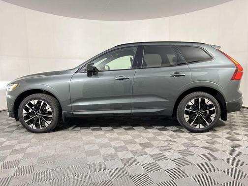 Forest Lake 2026 Volvo XC60 B5 Plus